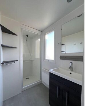 シャワー、ヘアドライヤー