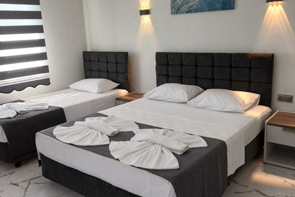 Comfort Triple Room | Free WiFi, bed sheets