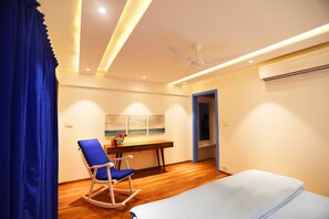 Room - Moroccan Villa by Shiloh Stays (Igatpuri)