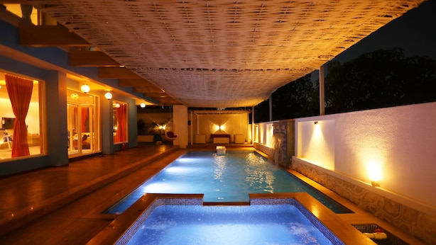 Outdoor pool - Moroccan Villa by Shiloh Stays (Igatpuri)