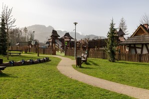 Exterior - Cosy Studio in Zakopane by Renters (Zakopane)