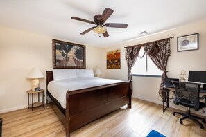 3 bedrooms, desk, iron/ironing board, travel cot