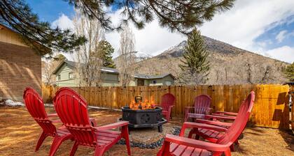 Luxury Home at Mount Elden's Foothills, Steps from Route 66 and Flagstaff Mall