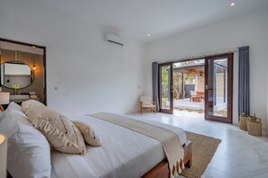 10 bedrooms, iron/ironing board, free WiFi, bed sheets