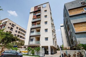 Front of property - iROOMZ Fusion Inn Suites (Hyderabad)