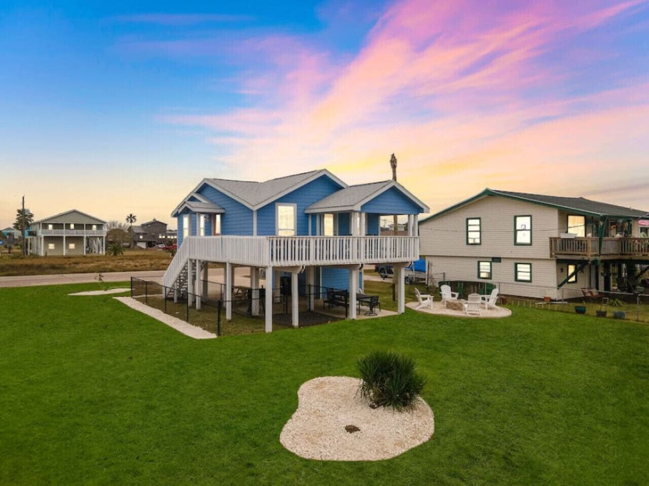 Classic beach house with perfect location, deck and fire pit