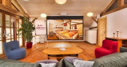 Oberprill Modern retreat