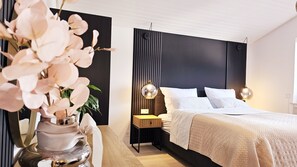 2 bedrooms, travel crib, WiFi, bed sheets