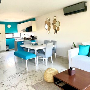 Maison exclusive, vue sur la piscine | Aire de séjour