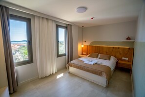 Deluxe Room | Minibar, free WiFi, bed sheets - Hane Cunda (Ayvalik)