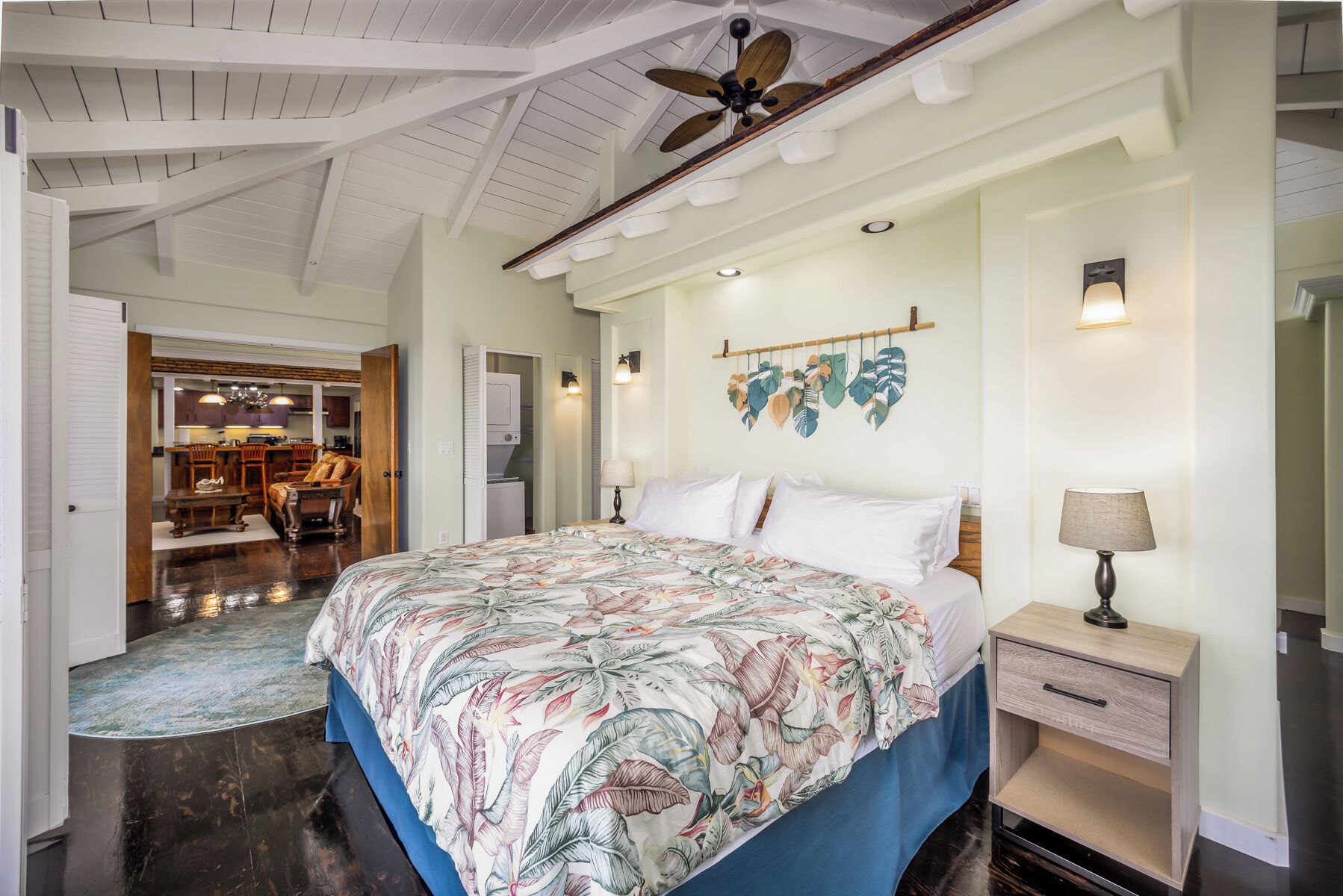 2 bedrooms, desk, free WiFi, bed sheets