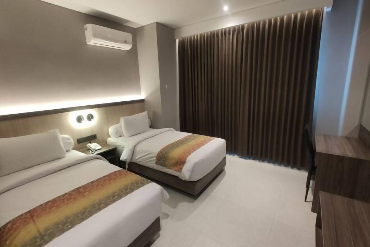 Soundproofing, free WiFi