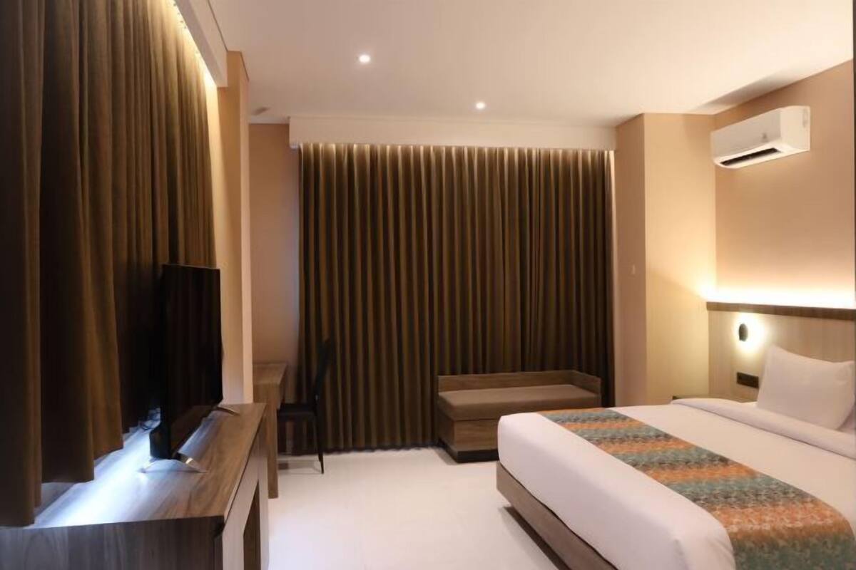 Soundproofing, free WiFi