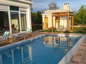 Villa (Four Bedroom Villa with Terrace and S) | Pool