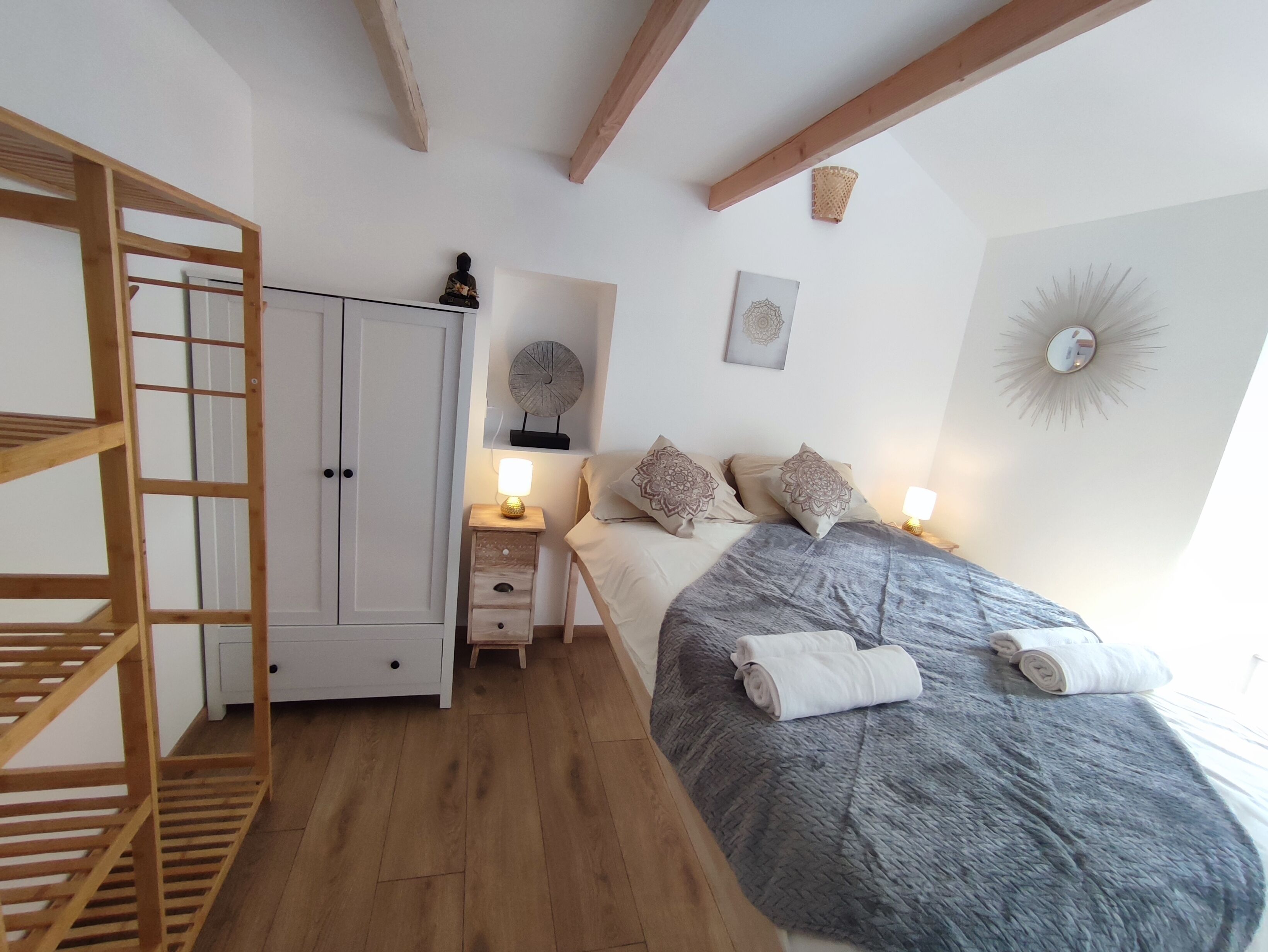 3 間睡房、熨斗/熨衫板、Wi-Fi、床單