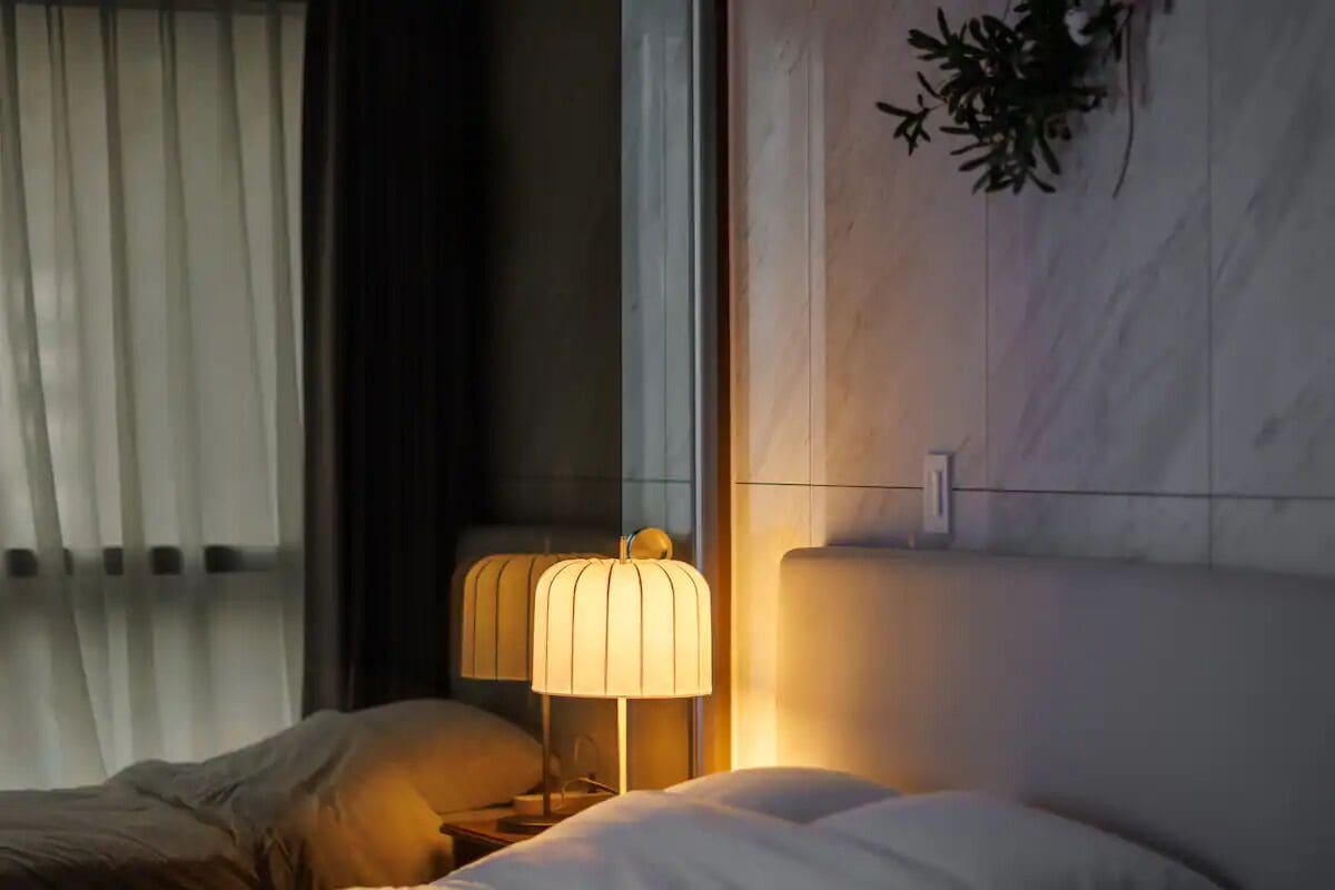 Studio 3 People | Soundproofing, free WiFi