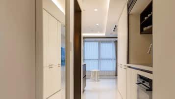 Family Deluxe Room | Living area | Smart TV