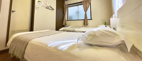 1 Schlafzimmer, Schreibtisch, WLAN, Bettwäsche