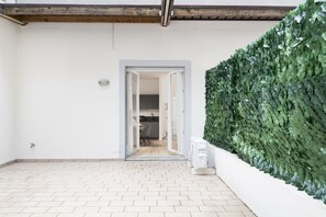 Interior - Easylife - Apartment with terrace near Cenacolo (Milano)