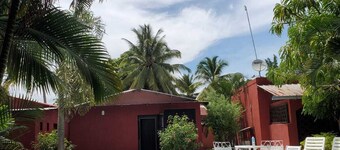 Mouch Mouch诺西贝小屋