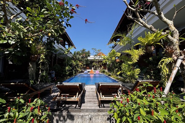 Bali Bata Canggu Guesthouse - Canggu