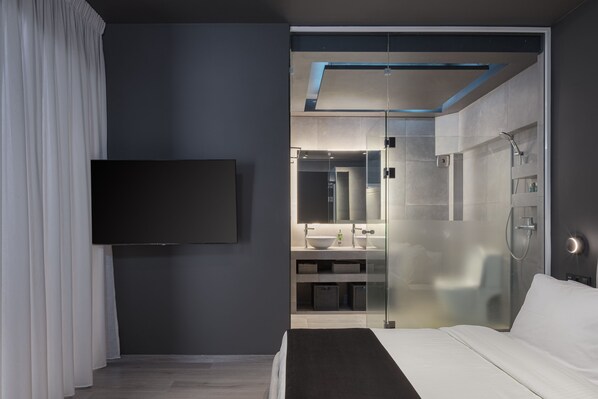 Luxury Apartment | 1 bedroom, Egyptian cotton sheets, premium bedding, memory-foam beds - The Riviera Hideaway (Vari-Voula-Vouliagmeni)