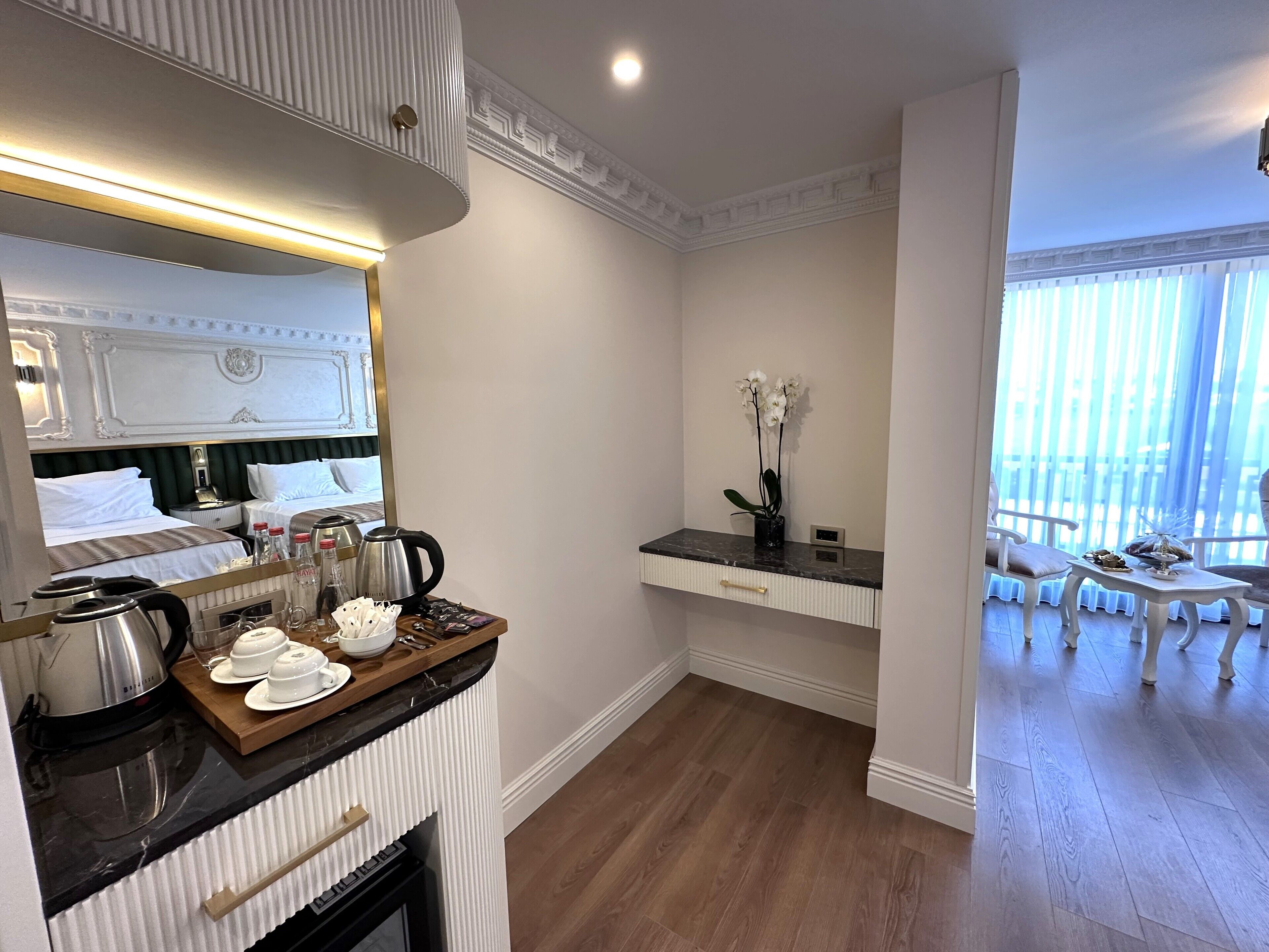 Photo - Golden Horn Hotel