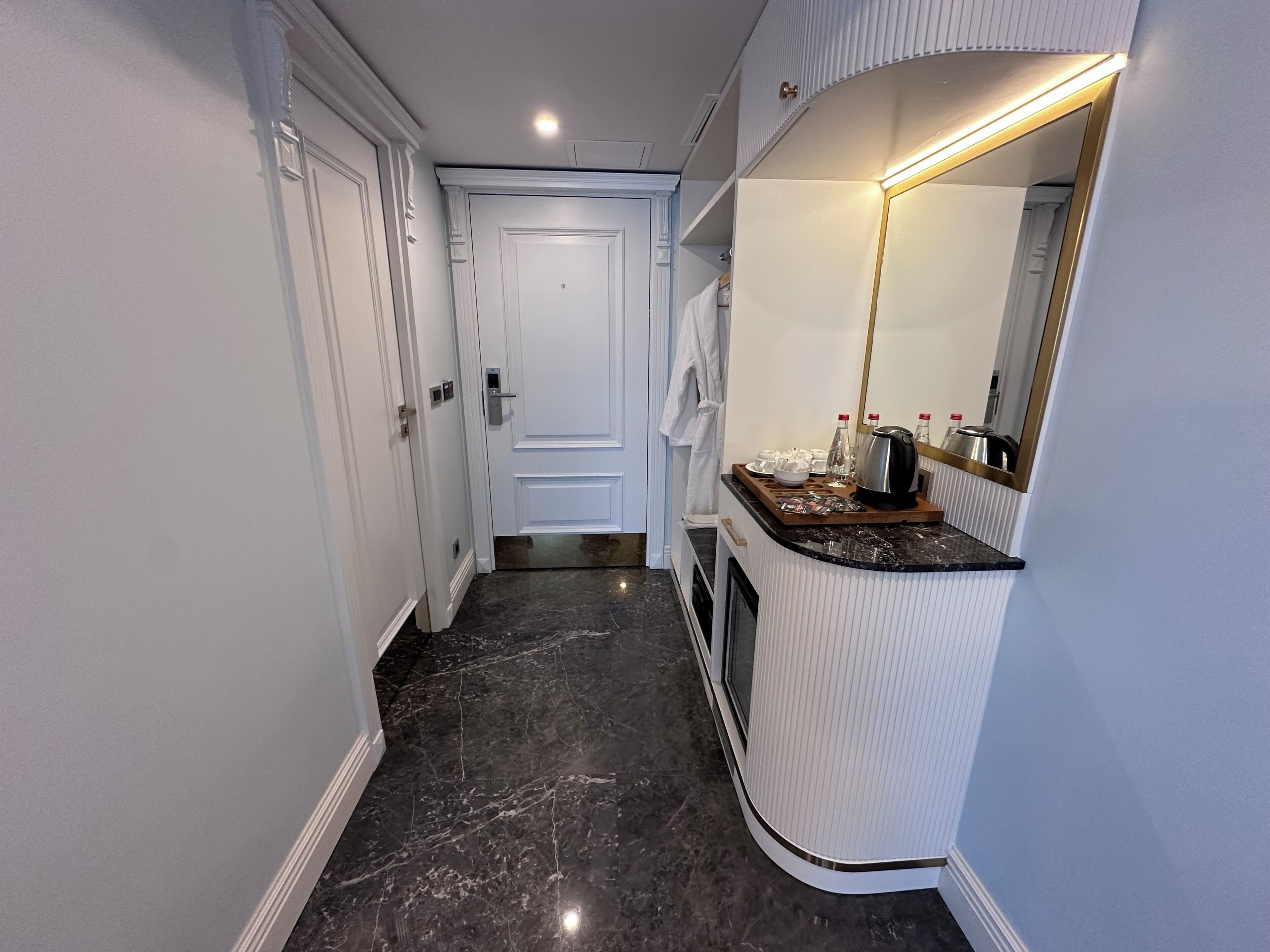 Photo - Golden Horn Hotel