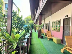 Kahden hengen superior-huone (yksi tai kaksi sänkyä) | Terassi/patio