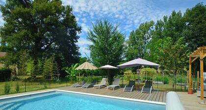 Walking distance to Excideuil (restaurants, bakeries, shops & excellent weekly market)