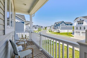 Property grounds - 5BR Beauty Near Bethany-Community Pool; Linens (Ocean View)