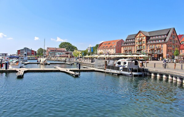 Marina