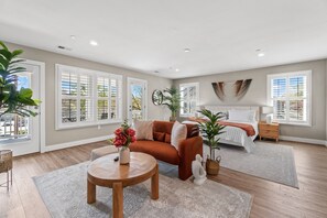 4 chambres, bureau, lit parapluie, Wi-Fi gratuit