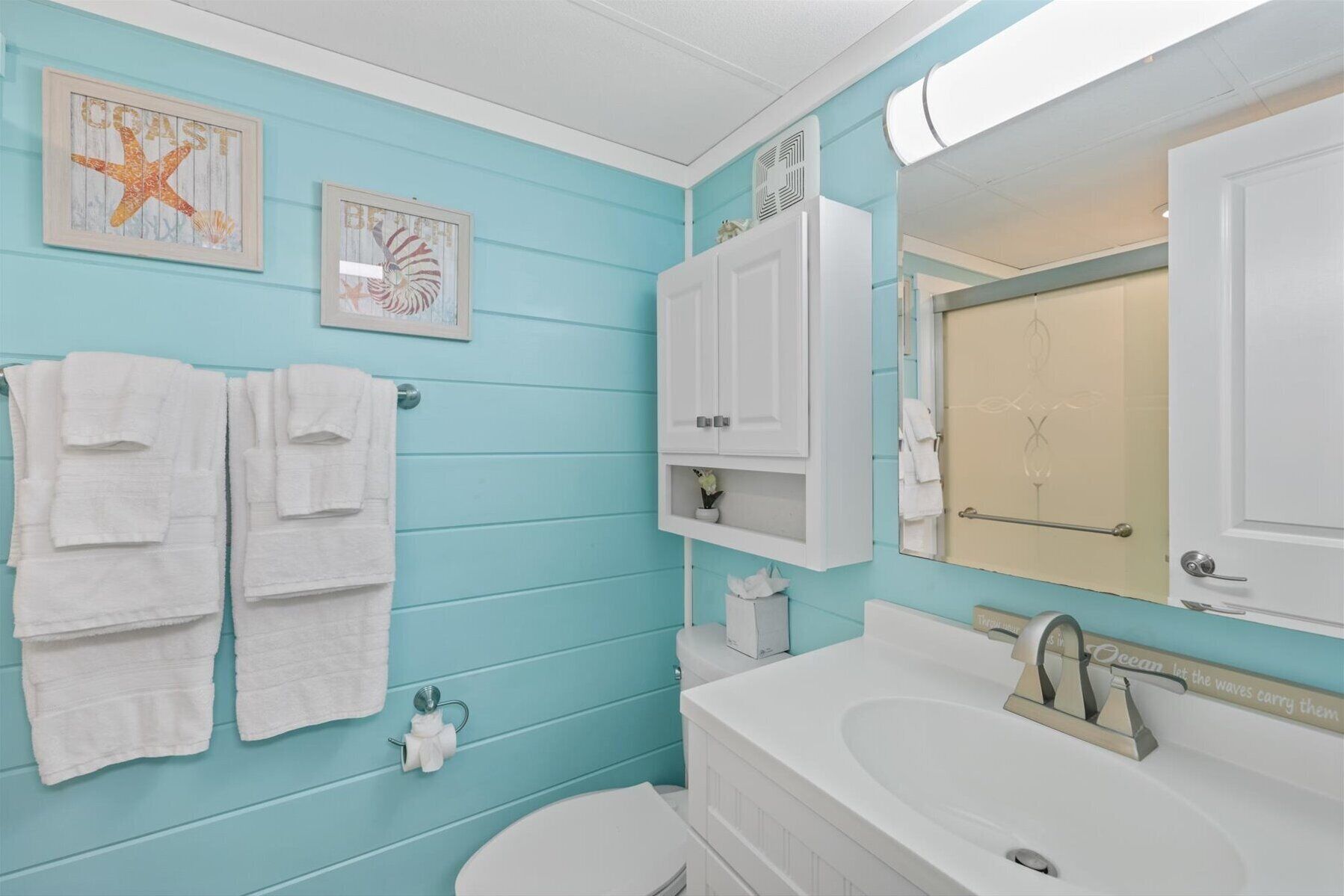 Full bathroom with tub-shower combo