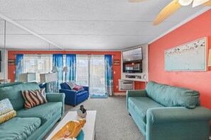 Smart TV, fireplace - Private Pool Steps From the Beach (Ocean City)