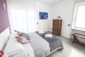 1 室のベッドルーム、アイロン / アイロン台、WiFi、ベッドシーツ