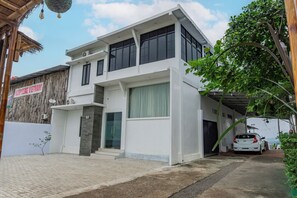 Exterior - Hotel O Tebing Vieatnam (Bandar Lampung)