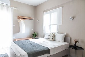 Standard Room, Balcony, Garden View - Blue Hug Apartments  (Igoumenitsa)