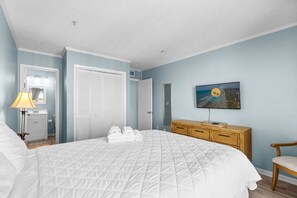 3 bedrooms, iron/ironing board, WiFi, bed sheets - Pelicans Landing Unit 409 - Ocean view (Myrtle Beach)