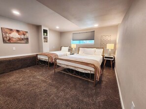 6 bedrooms, iron/ironing board, travel cot, free WiFi