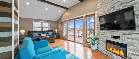 TV, fireplace, offices