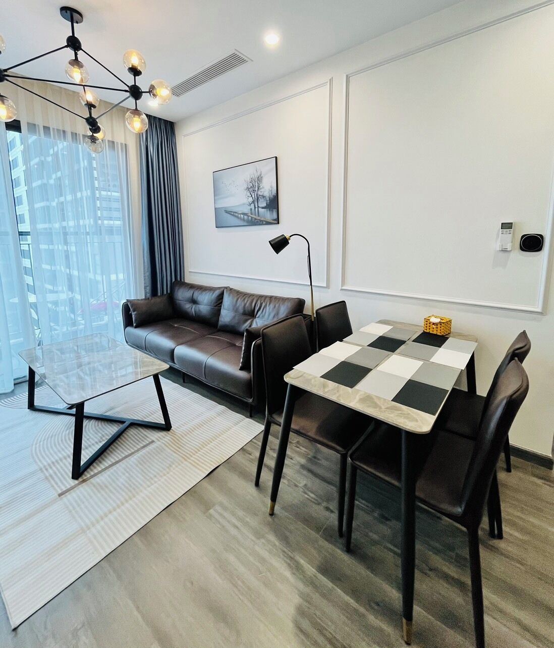 Deluxe Apartment | Free minibar items, in-room safe, desk, laptop workspace