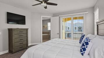 3 bedrooms, iron/ironing board, travel crib, WiFi