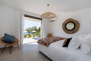 4 bedrooms, in-room safe, free WiFi, bed sheets