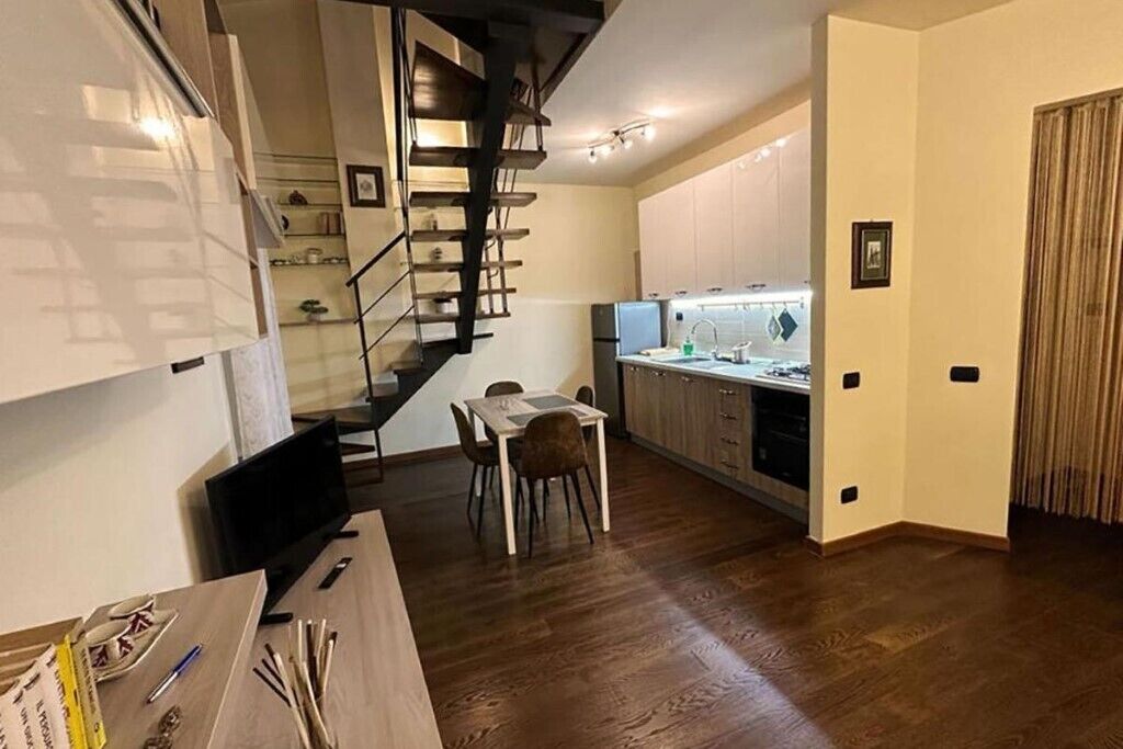 Kylskåp, mikrovågsugn, ugn och spishäll