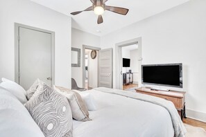 2 dormitorios, tabla de planchar con plancha, wifi y ropa de cama