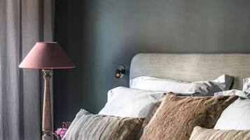 1 dormitorio, escritorio, tabla de planchar con plancha y wifi gratis