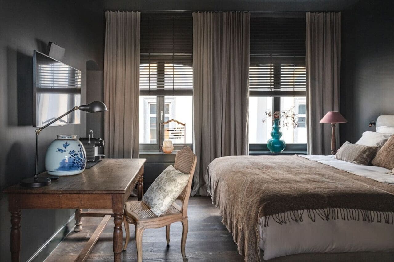 1 chambre, bureau, fer et planche à repasser, Wi-Fi gratuit