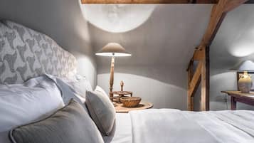 2 Schlafzimmer, Schreibtisch, Bügeleisen/Bügelbrett, WLAN