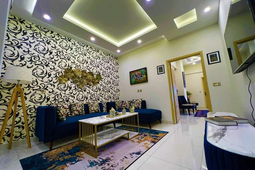 the Realtors inn Luxurious 1bed Apartment dha 2